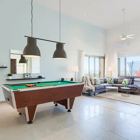 Martini Villa *