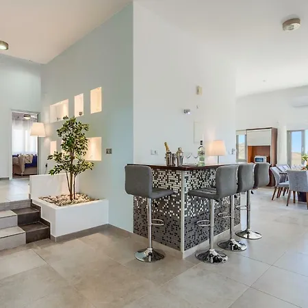 Martini Villa